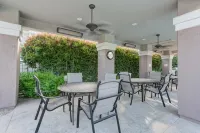 Scottsdale Condo Overlooking Golf Course - Misafirhane
