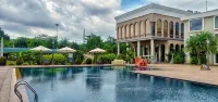 Uva Meridian Bay Resort & Spa - Beach