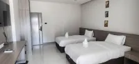 Grand Esie Service Apartment