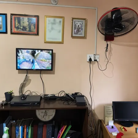 Nirvaan Guest House (Hotel Bibidh) Отели рядом с достопримечательностью «Храм Пашупатинат»