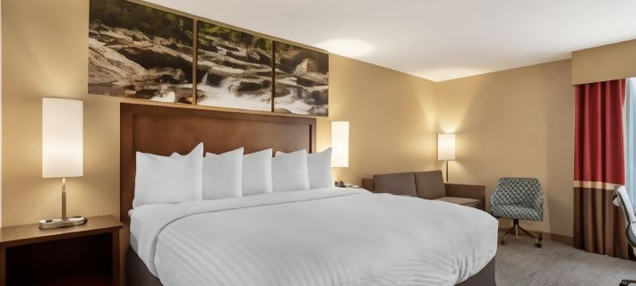 Clarion Point Cherokee Hotels in Swain County