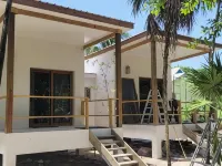 Jungle Cocoon Hotels near Caye Caulker Airport