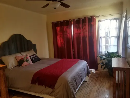 Three Bedrooms Two Baths sleeps 6 - Walking distance to Downtown Paso Robles - 2 tähden