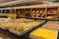 JL Hotel by Bourbon - breakfast