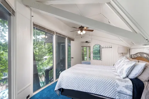 Treetop Village #14.  Pet-Friendly; Pool & Slips Steps Away; Sleeps 10 - Country Houses