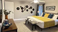 #Englishprairiebnb - 8 Bedroom - 4.5 Bathrooms - 4-Star