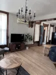 The Tower on Summit - Homestays