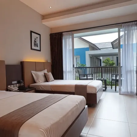 MENARA LAUT HOTEL