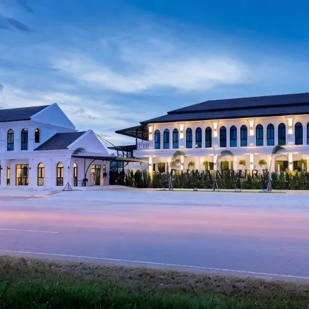 Chaanburi Boutique Resort