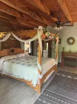 Luxury Log Cabin adjoins GSMNP . Magnificent Views , Nature Lovers Paradise ! - Hytter