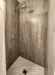 Denali Luxe Studio by airports, lakes, hiking, skiing. Newly remodeled.