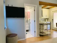 Urban Tiny House in Historic Shaw - Bungalows