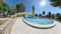 Intersur Independencia - Pools
