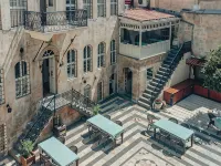 Anadolu Evleri Hotels near Alauddevle Mosque