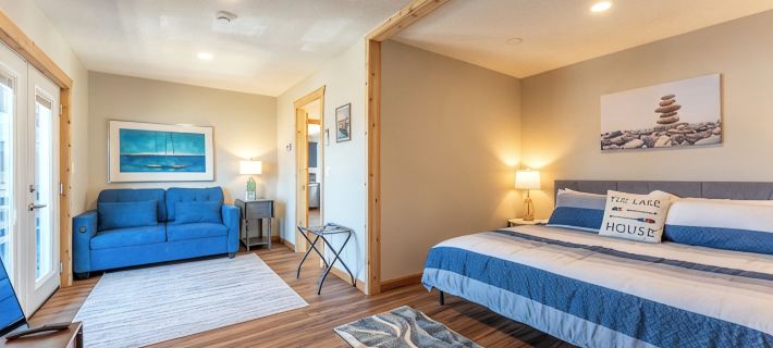 Sandy Point Resort Suit, amazing 365 Lakeview Hotel di Ely