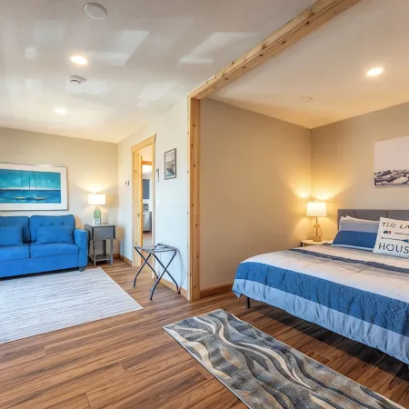 Sandy Point Resort Suit, amazing 365 Lakeview