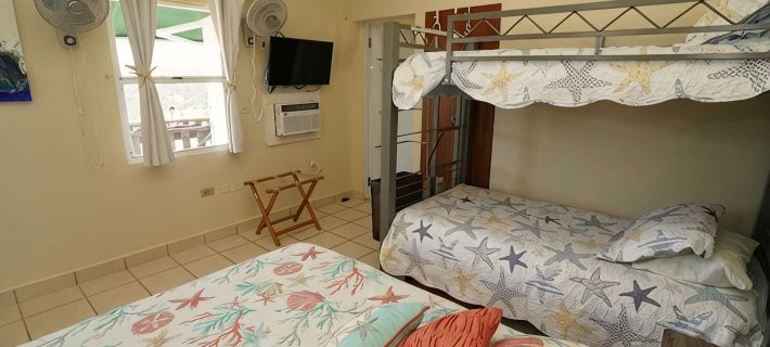Coqui Beach Home, Beach View CULEBRA Hotels in Culebra