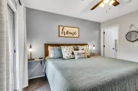 Outdoor Theater Condo - Free Early Check-in - 4 Min to Silver Dollar City - de charme
