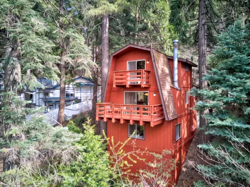Pet/Kid Friendly Cozy Cabin, BBQ, Firepit, Outdoor Dining, Forest Views - 精品