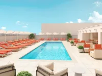 Fairmont Breakers Long Beach - Pools