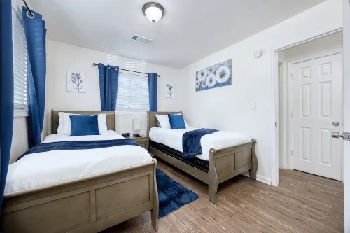 The Southern Charm. 10 minutes away from Fort Moore/Benning. Budget friendly! - Condos
