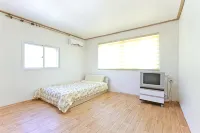 Jecheon Oksunbong Pension - Pet Friendly
