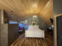 Heated Pool, Hot Tub, Pickleball, Sleeps 10, Seneca Wine Trail Nearby - 民泊