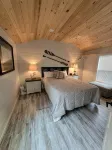 Crossroads to Pickwick Cabin SMOOTH SAILING - 3-Star