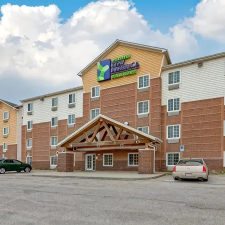 Extended Stay America Select Suites - Cleveland - Airport