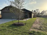 Charming Brand New 3BD house with stunning wooded views,Fiber optics,fenced yard