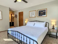 Breezy Hills - Unit 4; Lake Bemidji, King Bed, Kayaks, PB Trail Private Access - พร้อมระเบียง