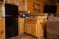 Kayak Cabin w/ Air Purifier - Chalets