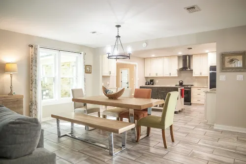 3Br/2,5BA Close to Beach, Casinos & Downtown Ocean Springs! Shorebound - Homestays