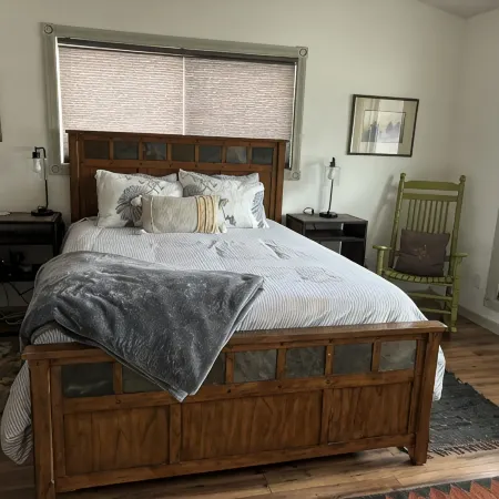 A peaceful one-bedroom house next to the Bitterroot Mountains