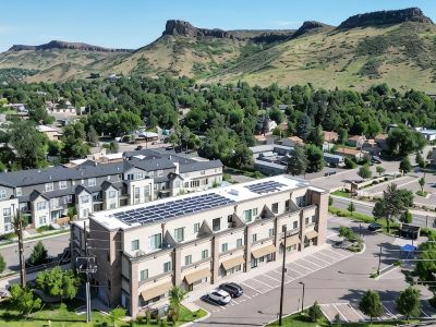 Modern and Cozy • Mins to Downtown, Red Rocks, Csm
