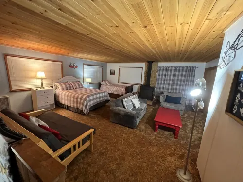 Little Red Cabin in Arnold California - Chalets
