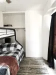 Home in Concord. A cozy getaway - 2-Star