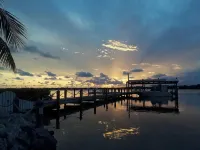 Island Sanctuary Islamorada - 舟屋