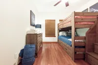 Family Friendly Private Pool Near Rockport Beach and Fulton Mansion - 4-Star