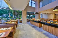 Oft Alfre Hotels - Goiânia - breakfast