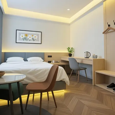 Huayue Hotel