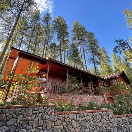 Mountain Meadow View Retreat