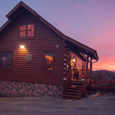 Rustic Mountain Retreat ~ Panoramic Mountain View ~ Hot Tub ~ Game Room ~ Pool