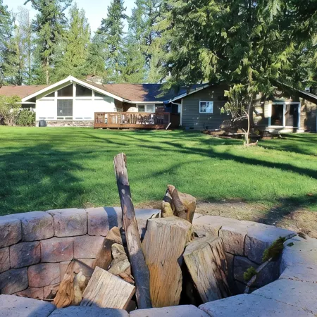 Luxury Near Gateway to Mt Rainier and National Forests. Veteran Owned.