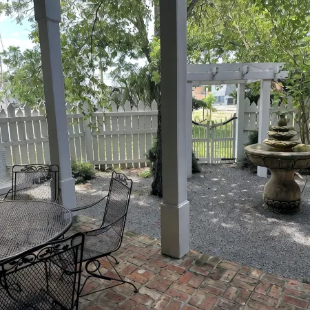 Downtown Mobile near Dauphin, St Louis, Greer's, Saenger, Restaurants - Unit A
