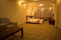 Tian Cheng Business Hotel - parking