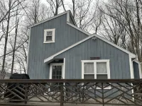 Secluded cozy cabin with modern amenities/hot tub/pet friendly/wifi - Alphydda