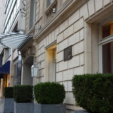 Hôtel de Sers Champs Elysées Paris