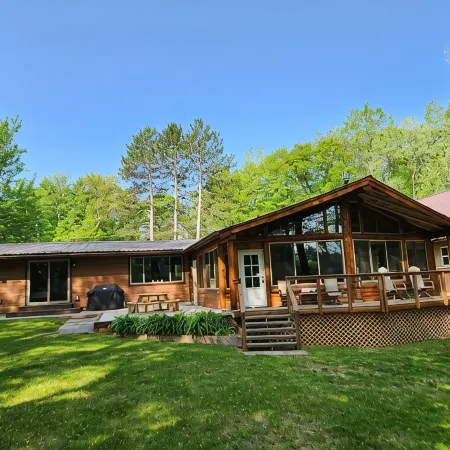 Lake Nokomis cabin