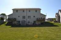 Minutes from Granite Peak Ski Area with easy access to I39 - 3-Star